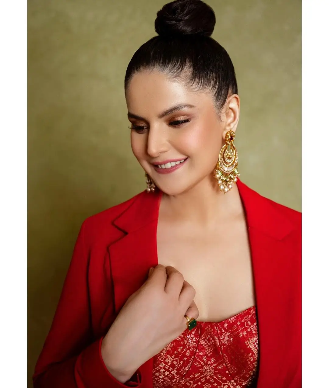 HINDI ACTRESS ZAREEN KHAN IN RED LEHENGA CHOLI 2